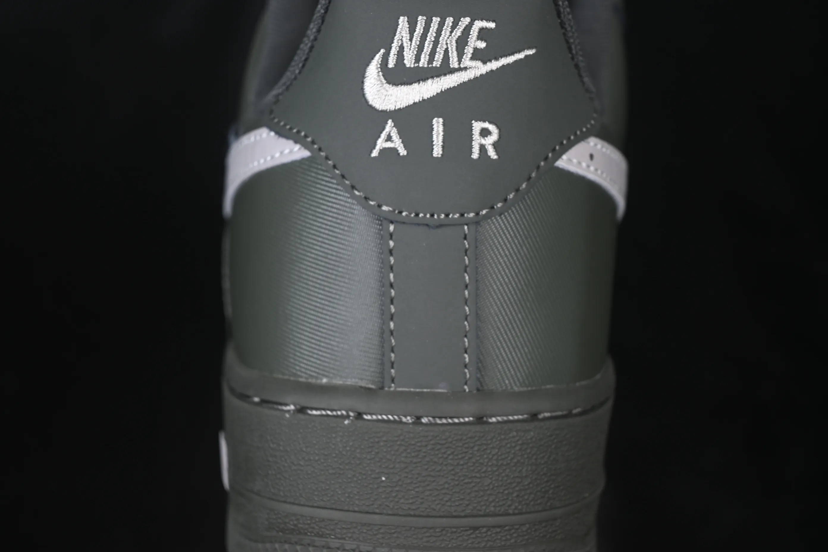 All categories Nk Air Force 1 Air Force series Nk Air Force 1 Low Air Force low-top Nike Air Force 1'07 Low Air Force 1 low-top casual sneakers IV5732-001